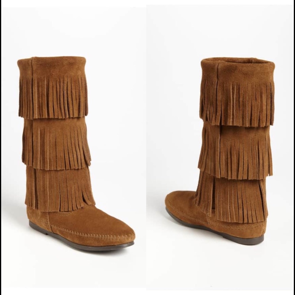 Minnetonka Suede 3-Layer Fringe Boot